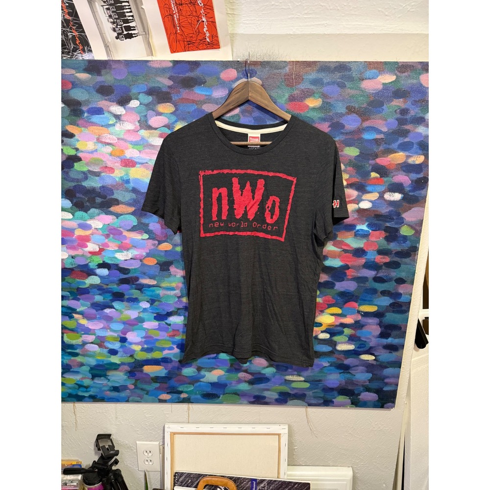 Homage nWo New World Order Wrestling Graphic T-Shirt Charcoal Gray Mens Medium
